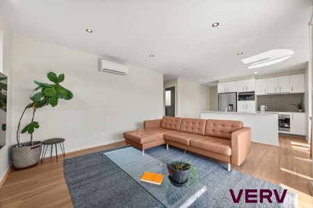 36 Mabel Miller Lane, Watson ACT 2602 - Townhouse For Rent | Domain - Photo 3