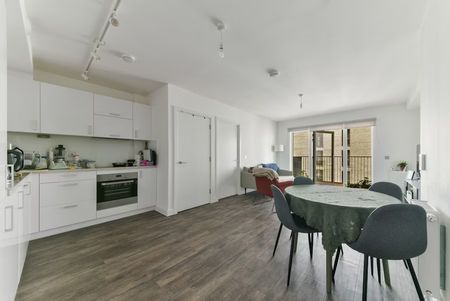 2 bedroom apartment - Photo 5