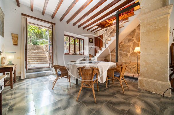 Semi-detached house for rent with garden in Selva - Photo 1