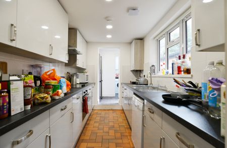 130 Hubert Road - Photo 3