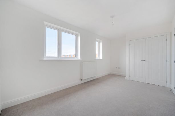 2 bedroom semi-detached house to rent - Photo 1