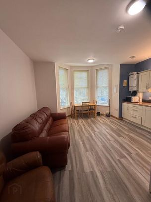 Apt 1-122 Eglantine Avenue, Belfast, BT9 6RY - Photo 1