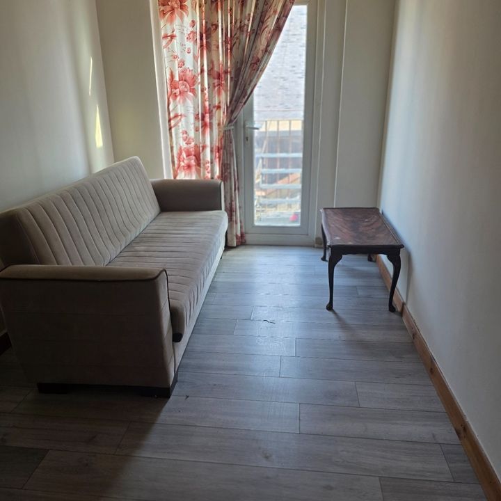 1 Bed Flat, Harrow, HA1 - Photo 1
