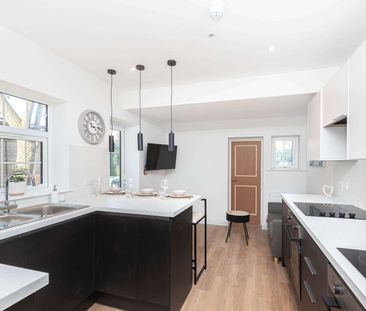 Luxury Professional Double En-suite/Kitchenette HMO in the heart of... - Photo 5