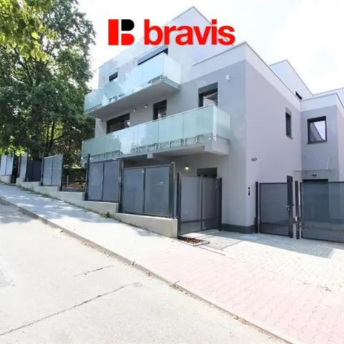 Podnájem bytu 3+kk, ulice Úpatní, Brno - Nový Lískovec, balkon, klimatizace, možnost parkování - Фото 1