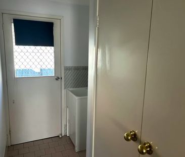 COMFORT AND LOCATION - UNIT IN NORTH - Photo 4