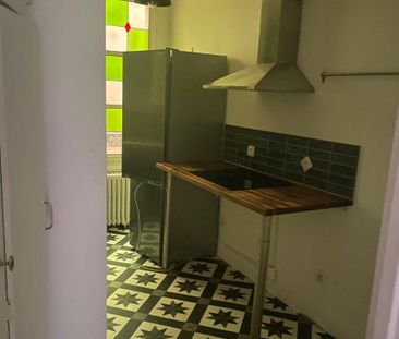 En plein coeur de VERSAILLES, découvrez ce bel appartement de carac... - Photo 3
