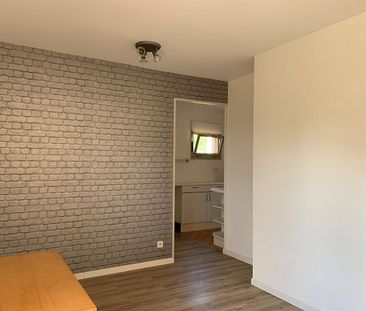 Location Appartement 2 pièces 32m² - Photo 2