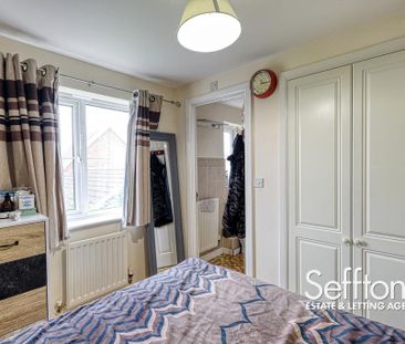 3 bedroom semi-detached house to rent - Photo 6