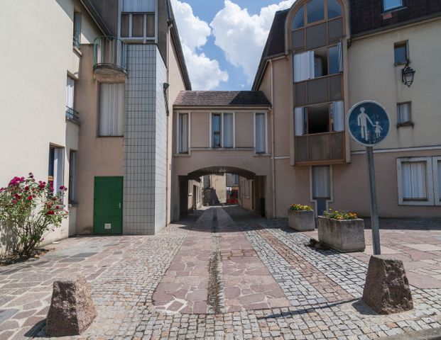 Location Appartement 2 pièces 56 m² La Châtre - Photo 1