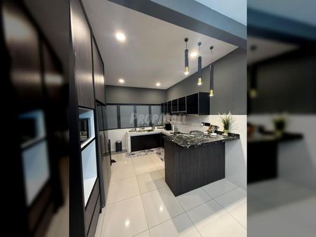 LUXURY FULLY FURNISHED CONDO OASIS 2 MUTIARA HEIGHTS KAJANG - Photo 2