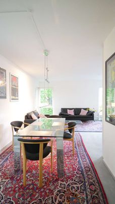 **Möblierte 2-Zimmer-Wohnung in begehrter Lage im Zooviertel mit Balkon und Tiefgaragenstellplatz** - Photo 1