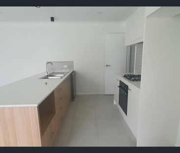 4 Bedroom Home - Photo 4