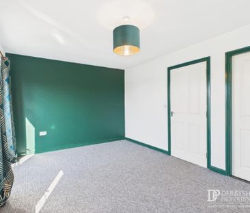 4 Bedroom Town House - Photo 2