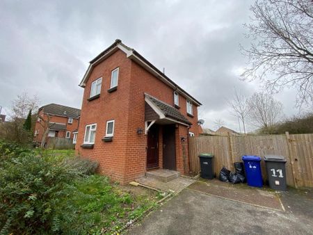 2 bedroom end of terrace house to rent - Photo 5