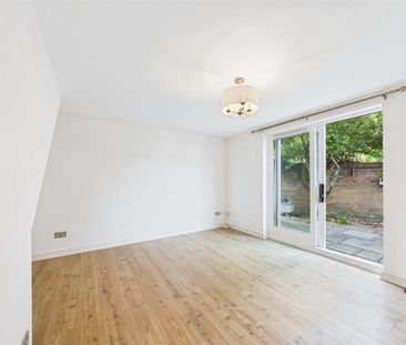 2 bedroom terraced house to rent - Photo 1