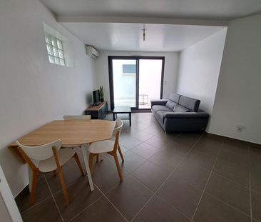 Appartement Villeneuve Les Avignon 2 pièce(s) 42.68 m2 - Terrasse -... - Photo 3