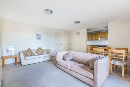 Glaisher Street, London, SE8 - Photo 3