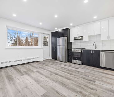 3420 Decelles - Spacious 2-Bedroom Apartment for Rent – Perfect for... - Photo 2