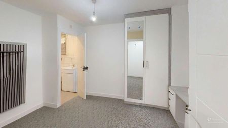 5 bedroom terraced house to rent - Photo 4