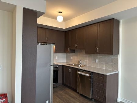 For Lease - 30 Halliford Place Unit# 213, Brampton, Ontario - Photo 2
