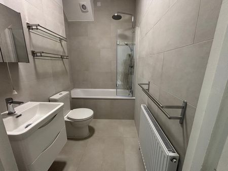 3 Bed Flat, London, N22 - Photo 5