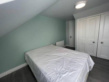 9 Hollymount Court, Finaghy, Belfast, BT10 0HA - Photo 4