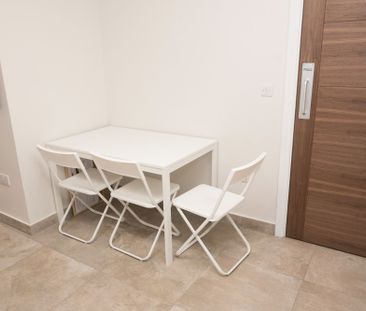 Room 4, 23 Bridgewater Road, Wembley, HA0 1AQ - Photo 3