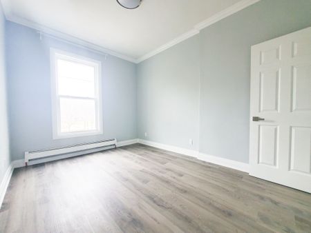 For Lease - 77 Victoria Avenue Unit# 3, Hamilton, Ontario - Photo 4