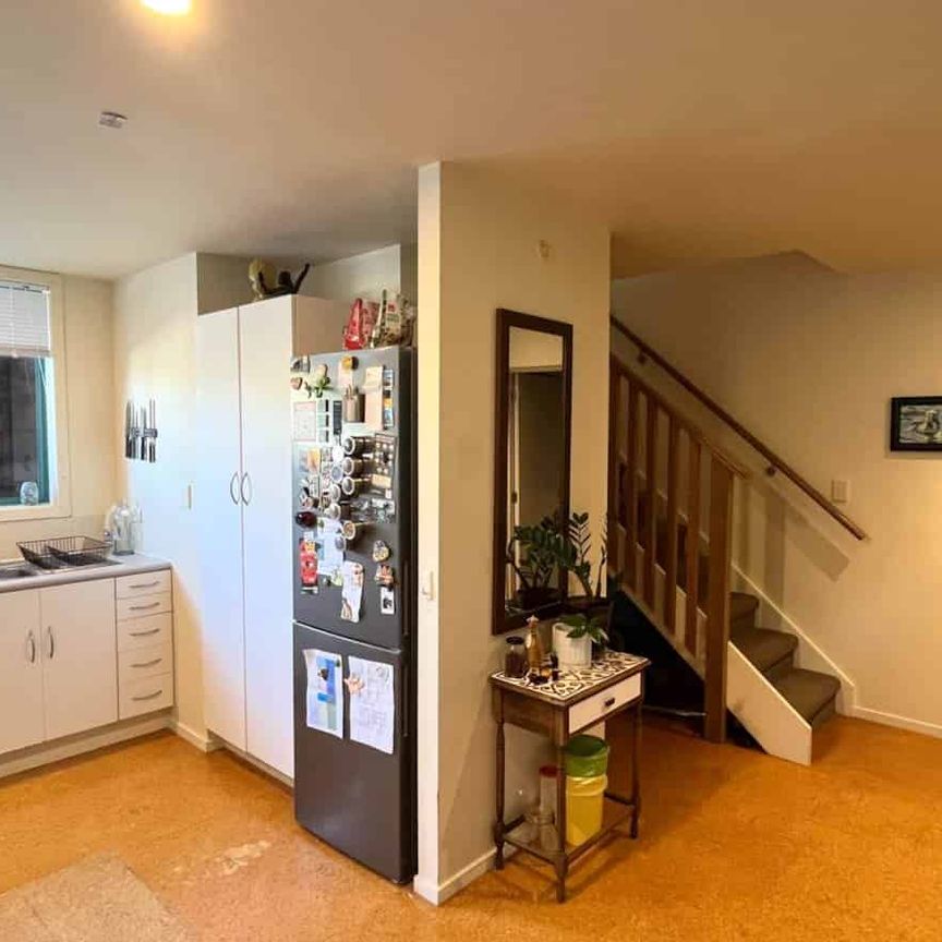 Modern 2-Bedroom Split-Level Retreat in MAGS &... - Photo 1