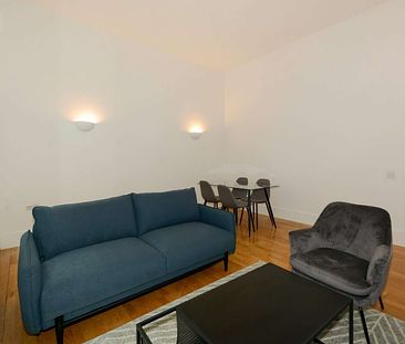 A good sized two bedroom apartment close to Angel Station - Photo 1