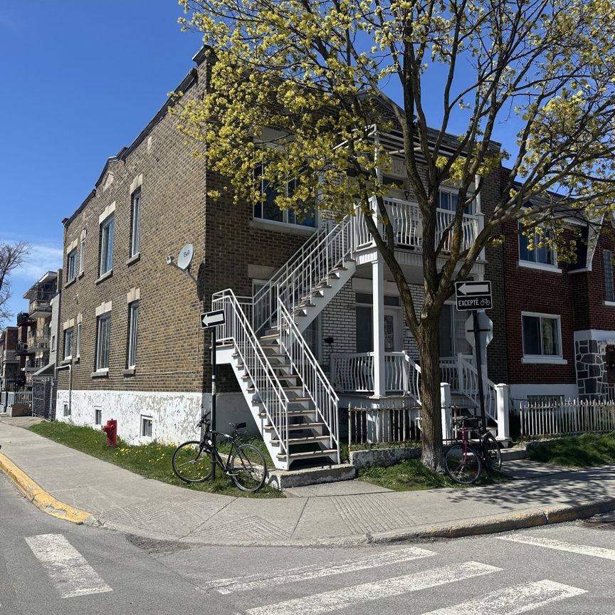 711 av. Ball - Photo 1