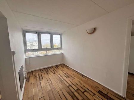 Francis Chichester Way, Clapham, SW11 - Photo 3