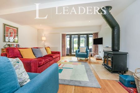 2 bedroom cottage to rent Back Lane, Bisley, Stroud, Gloucestershire, GL6 - Photo 3