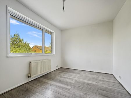 3 bedroom detached house to rent - Photo 5