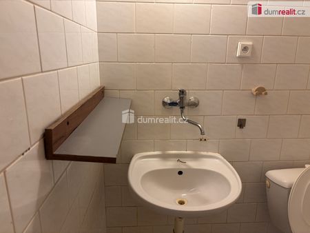 Pronájem bytu 1+kk 20 m² - Photo 3