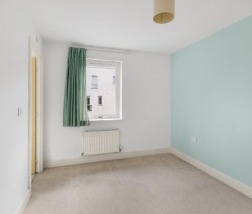 2 bedroom maisonette to rent - Photo 5