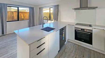 Upper Hutt Living - Photo 4