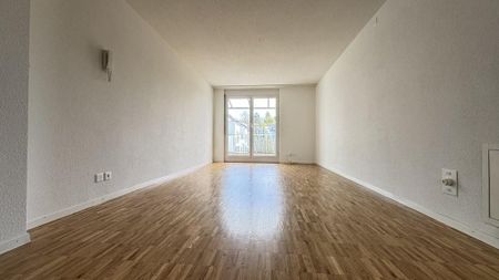 Grosszügige 4.5 Zimmer Wohnung an Top-Lage im 3. Stock rechts - Foto 4