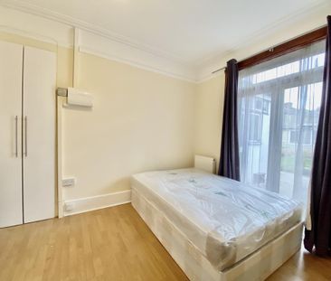 Studio to rent - Photo 4