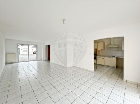 Location Maison 6 pièces 131m² SAUTRON 44880 - Photo 3