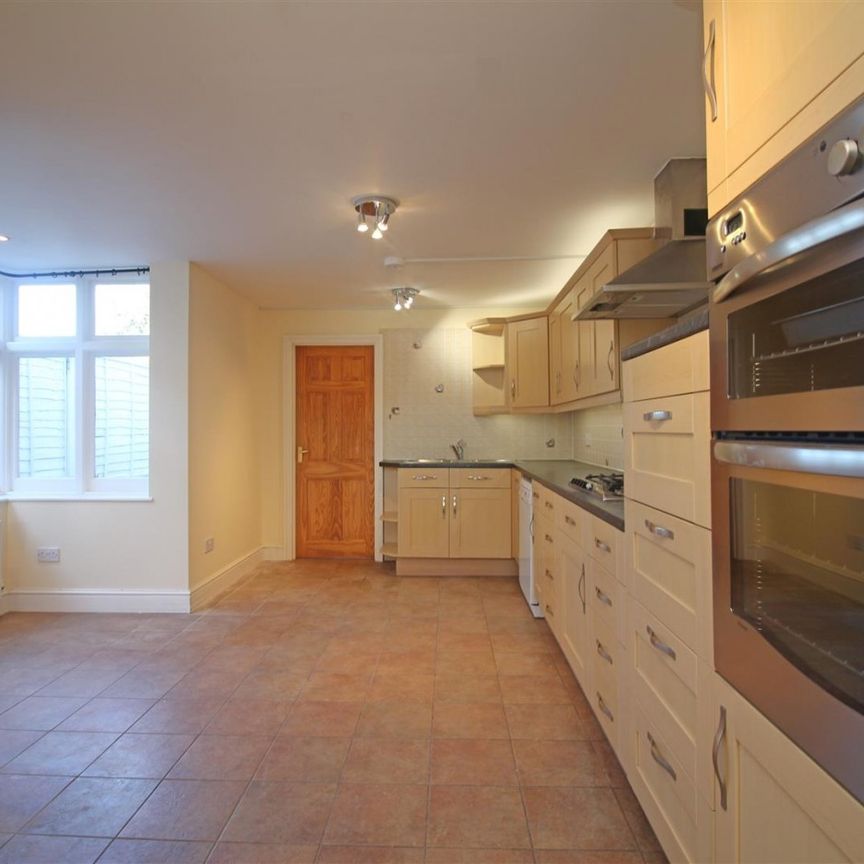 5 Bedroom House To Let - Photo 1