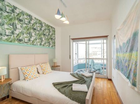 Praça São João Baptista, Almada, Setúbal Municipality 2800-199 - Photo 5