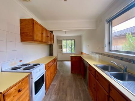 35 Rigel Road, Lara - Photo 5