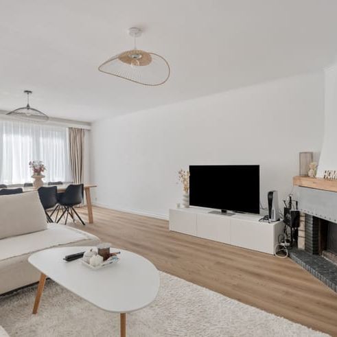 Appartement te huur - Photo 1