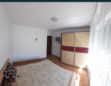 Apartament cu 2 camere, zona Tudor - Fotografie 4