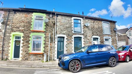 2 bedroom terraced house to rent - Photo 2