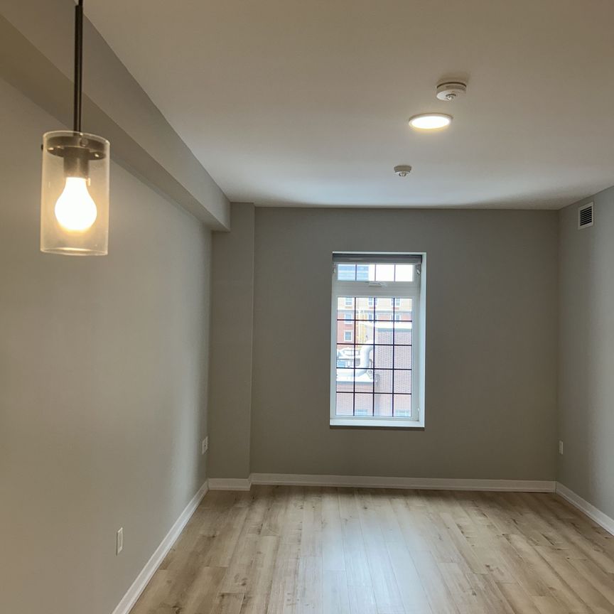 For Lease - 70 King Street Unit# 506, Oshawa, Ontario - Photo 1