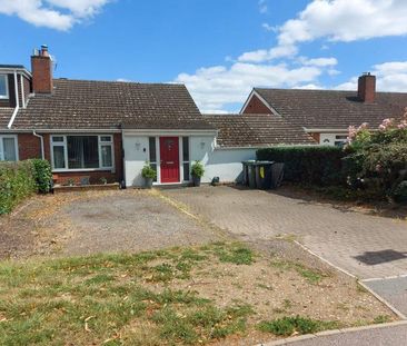 3 bedroom semi-detached bungalow to rent - Photo 5