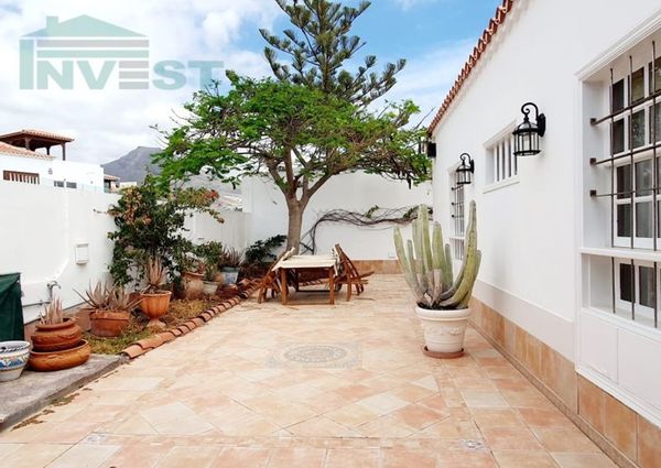 3 room luxury Villa for rent in Adeje, Canary Islands